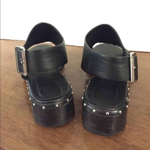 ⚡️2 for $20⚡️Truffle Black Sling Back Sandals - Picture 2 of 6